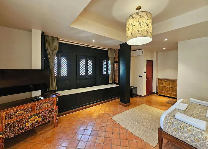 Swarga Heritage - A Traditional Hotel