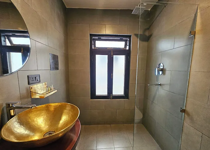 Swarga Heritage - A Traditional Hotel 3*